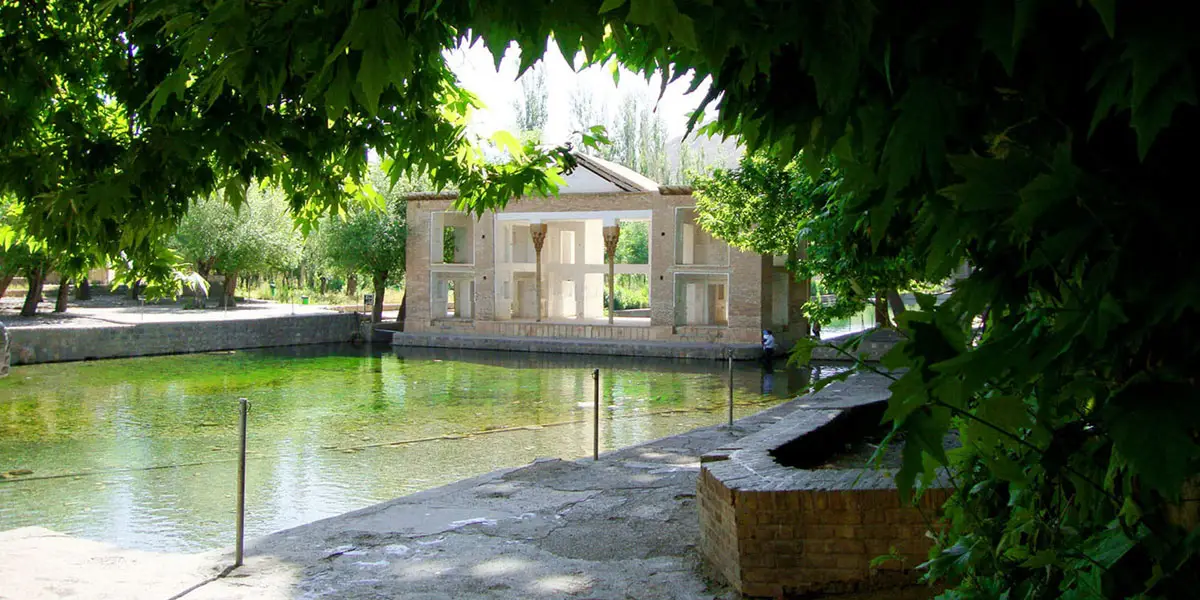 چشمه علی