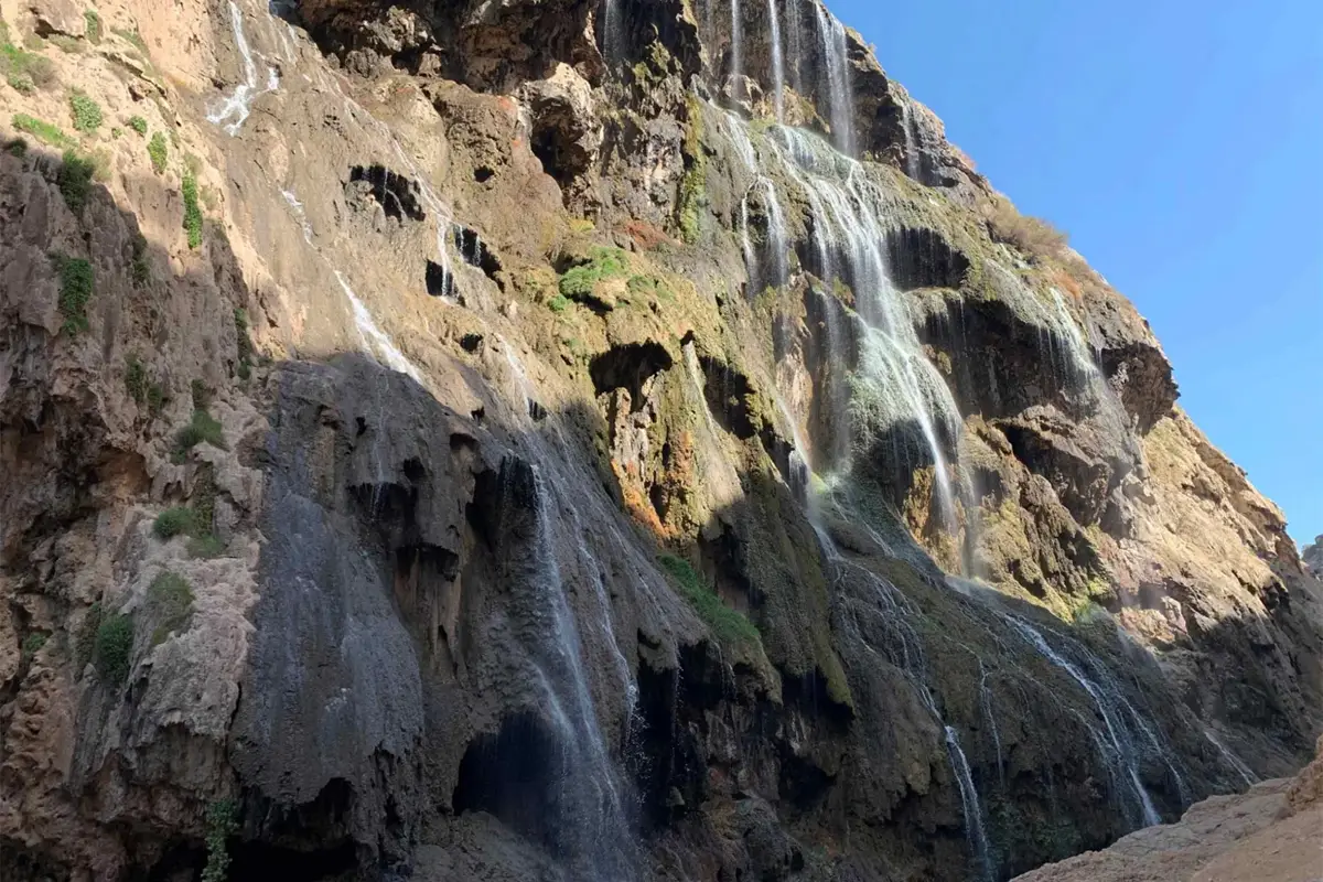 آبشار کمردوغ